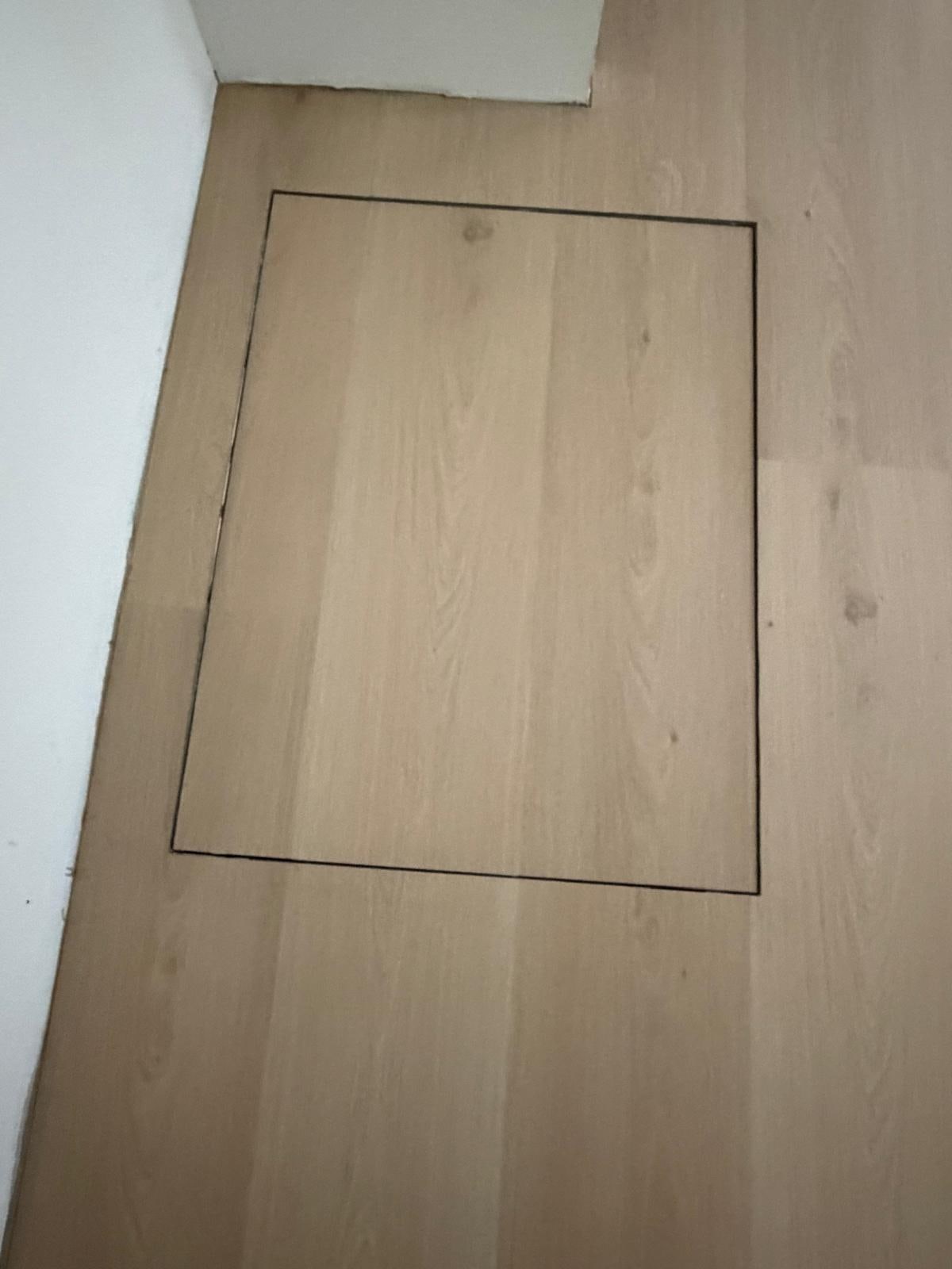 Nauwkeurige uitsparing in een gelegde vloer